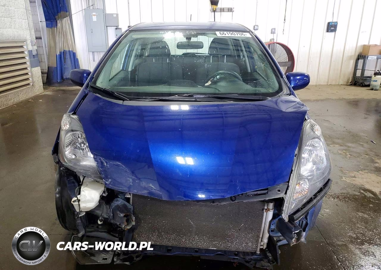 2013 Honda Fit VIN:JHMGE8H37DC066934 - 5