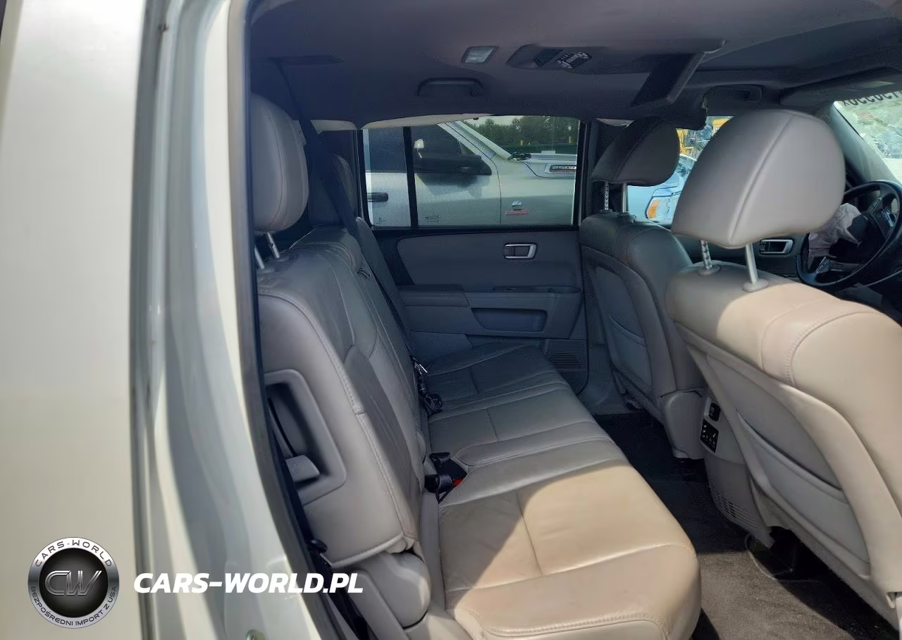 2014 Honda Pilot Touring VIN:5FNYF3H91EB025584 - 10