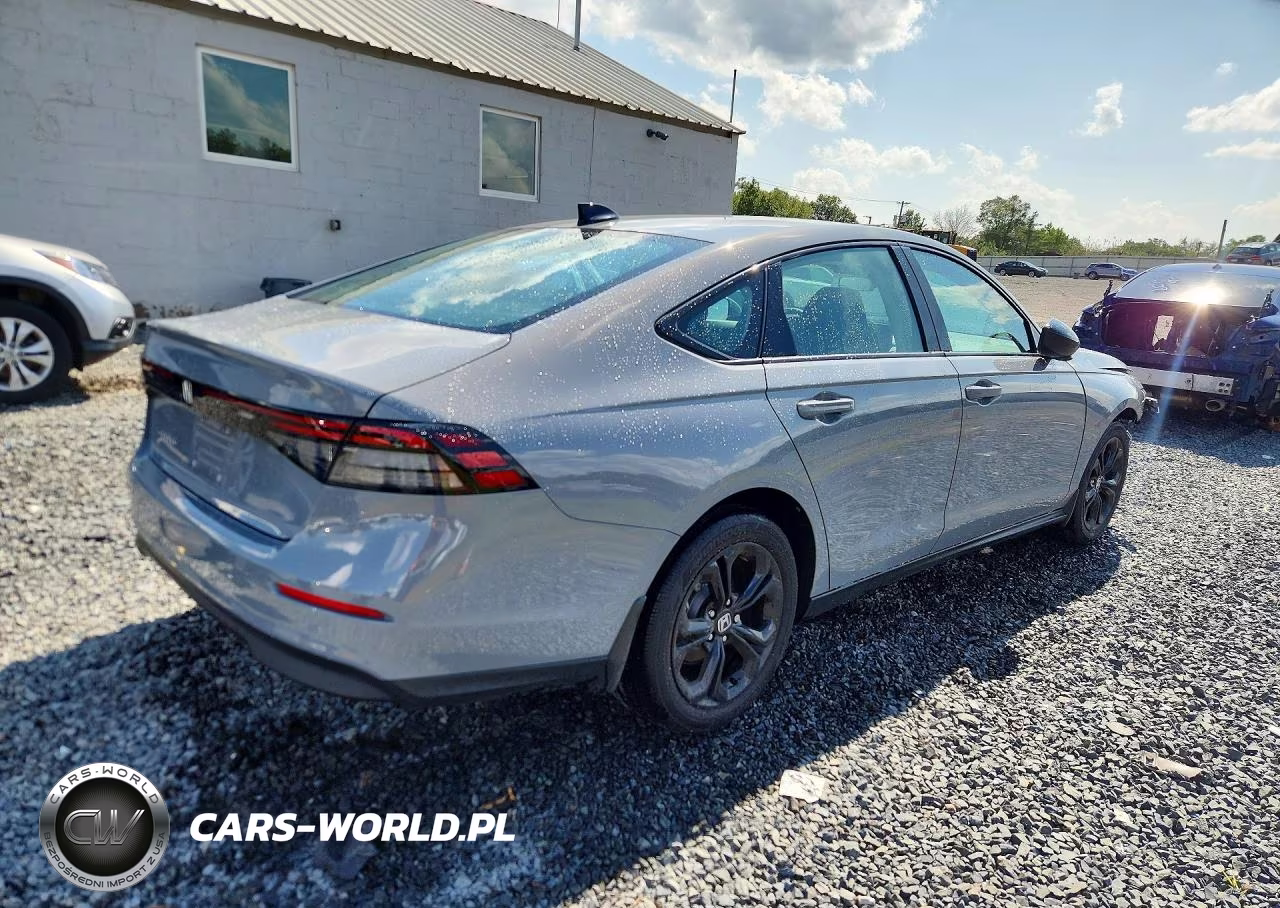 2025 Honda Accord Se VIN:1HGCY1F45SA079671 - 3