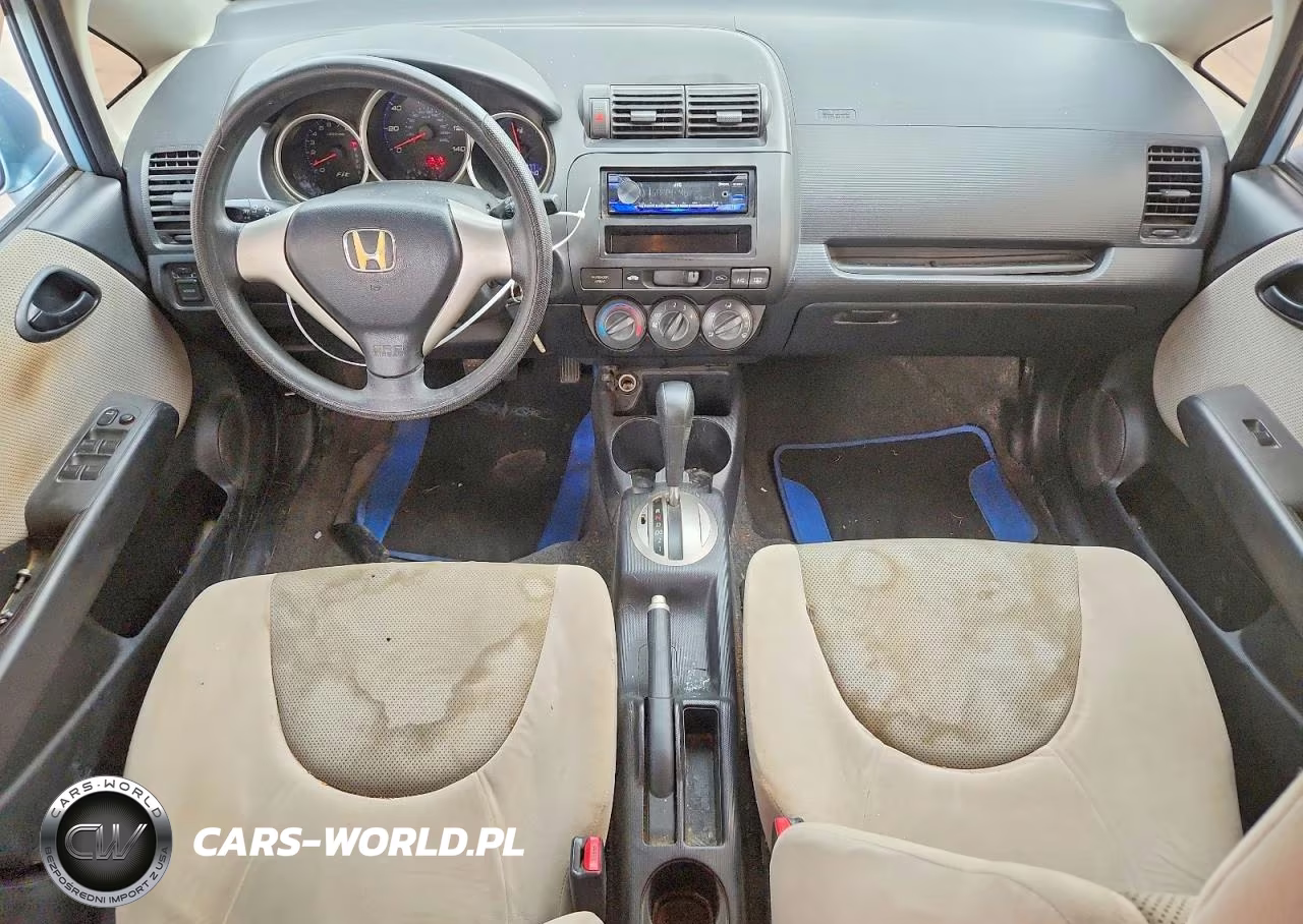 2007 Honda Fit VIN:JHMGD38457S014002 - 8