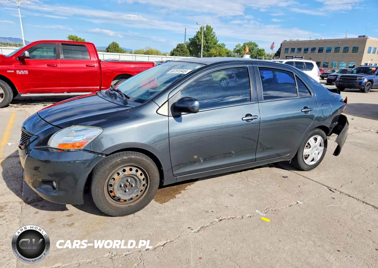 2009 Toyota Yaris Base