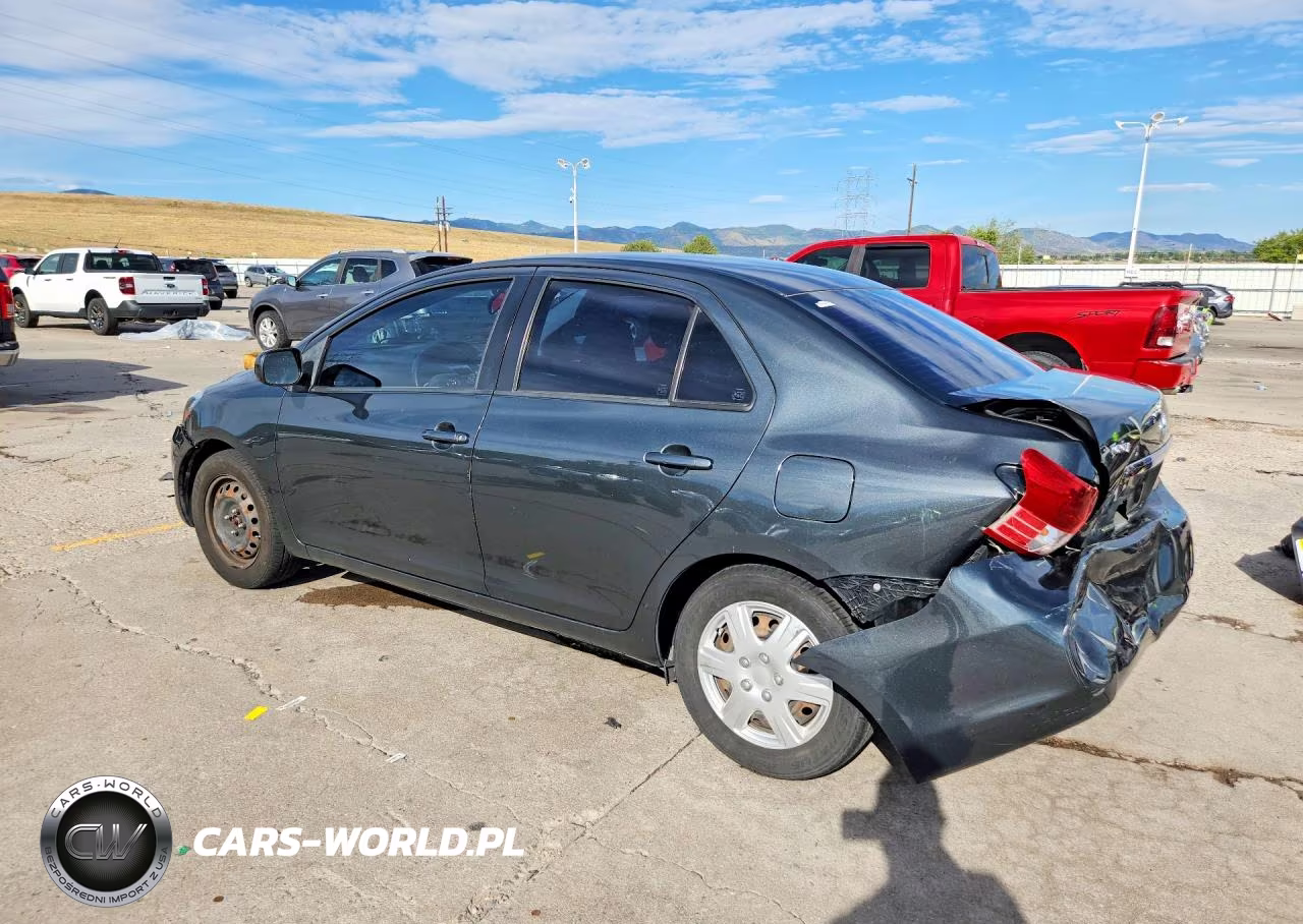 2009 Toyota Yaris Base VIN:JTDBT903X91352198 - 2