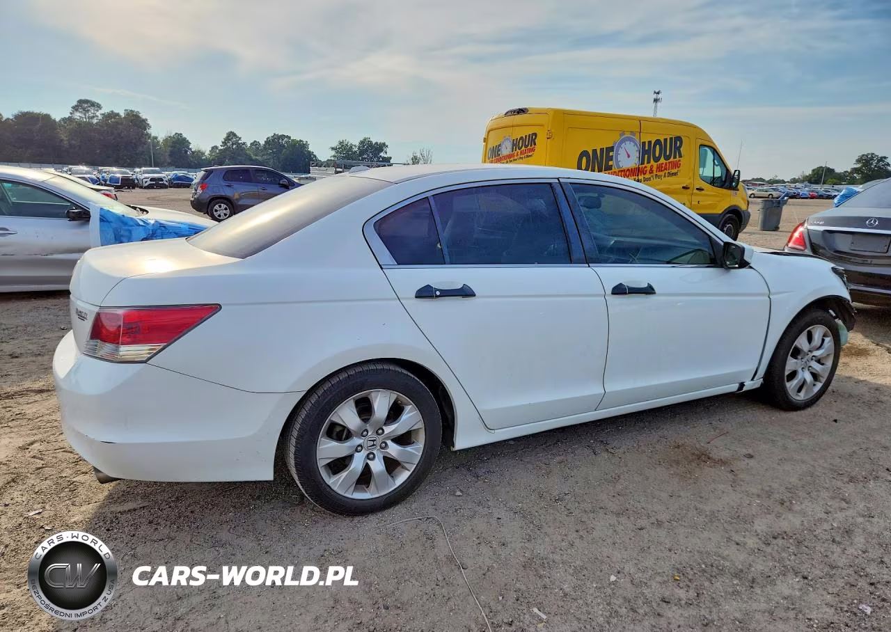 2008 Honda Accord Exl VIN:JHMCP26858C016754 - 3