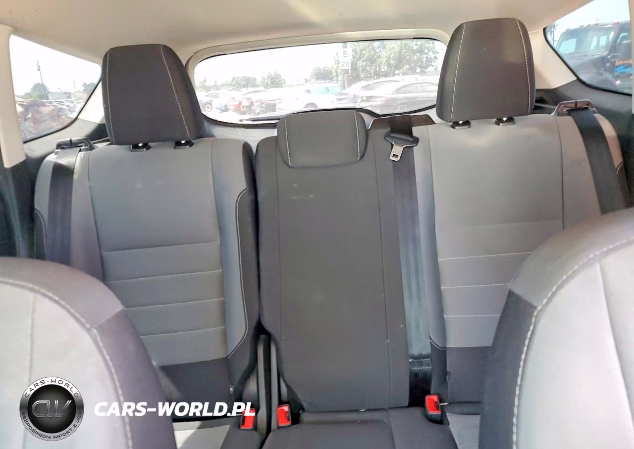 2017 Ford Escape S VIN:1FMCU0F72HUC67114 - 10