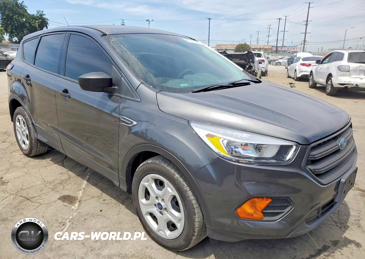 2017 Ford Escape S VIN:1FMCU0F72HUC67114 - 4