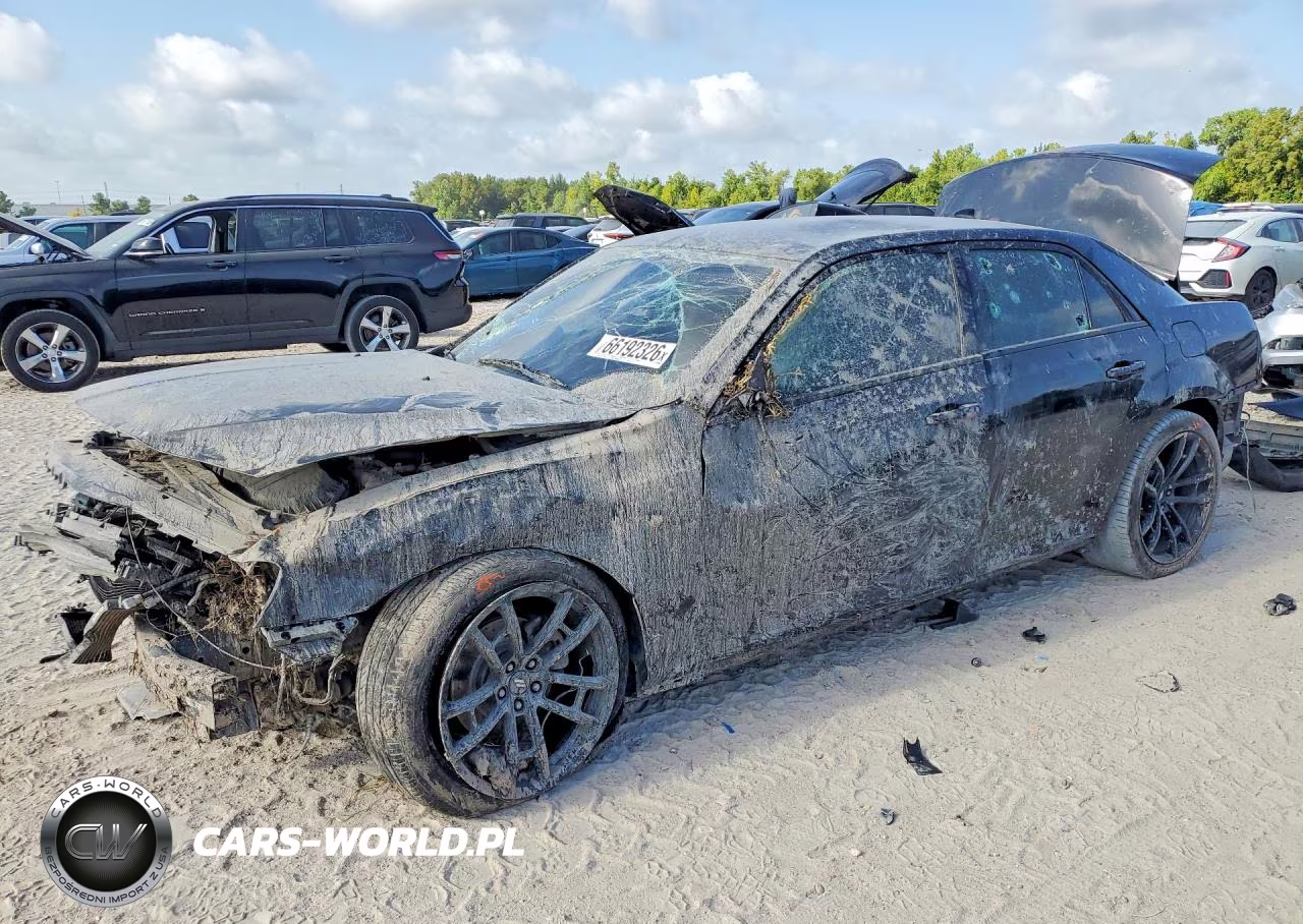 2023 Chrysler 300 Touring L VIN:2C3CCADG6PH552226 - 1