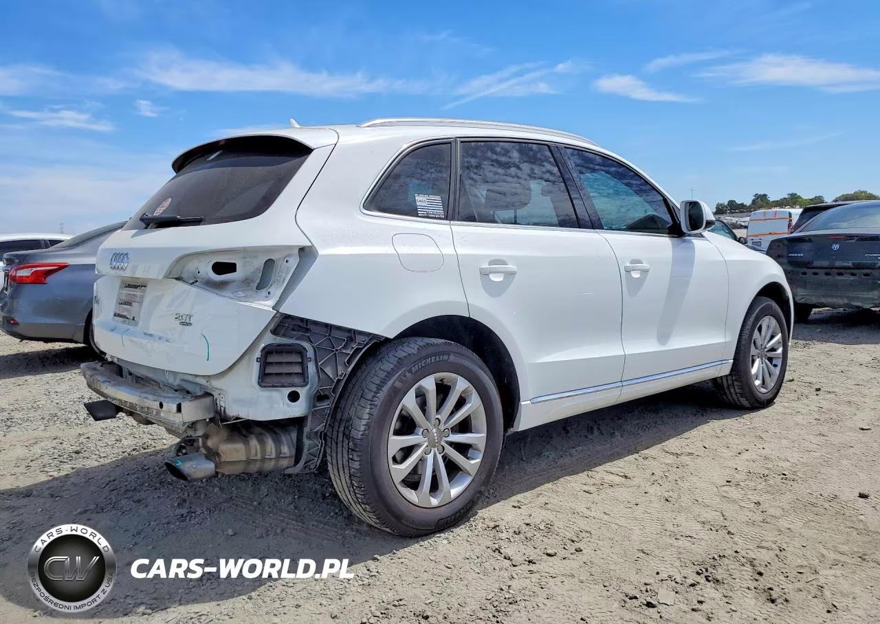 2014 Audi Q5 Premium VIN:WA1CFAFP4EA031835 - 3