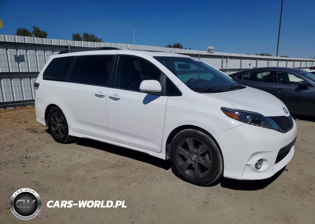 2016 Toyota Sienna Se VIN:5TDXK3DC1GS710207 - 4