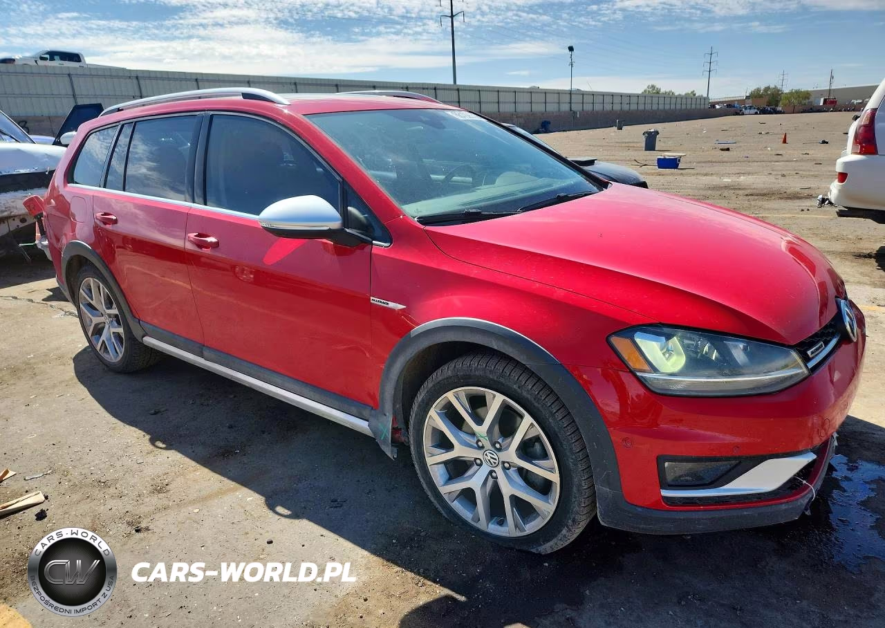 2017 Volkswagen Golf Alltrack S VIN:3VWH17AU4HM504941 - 4