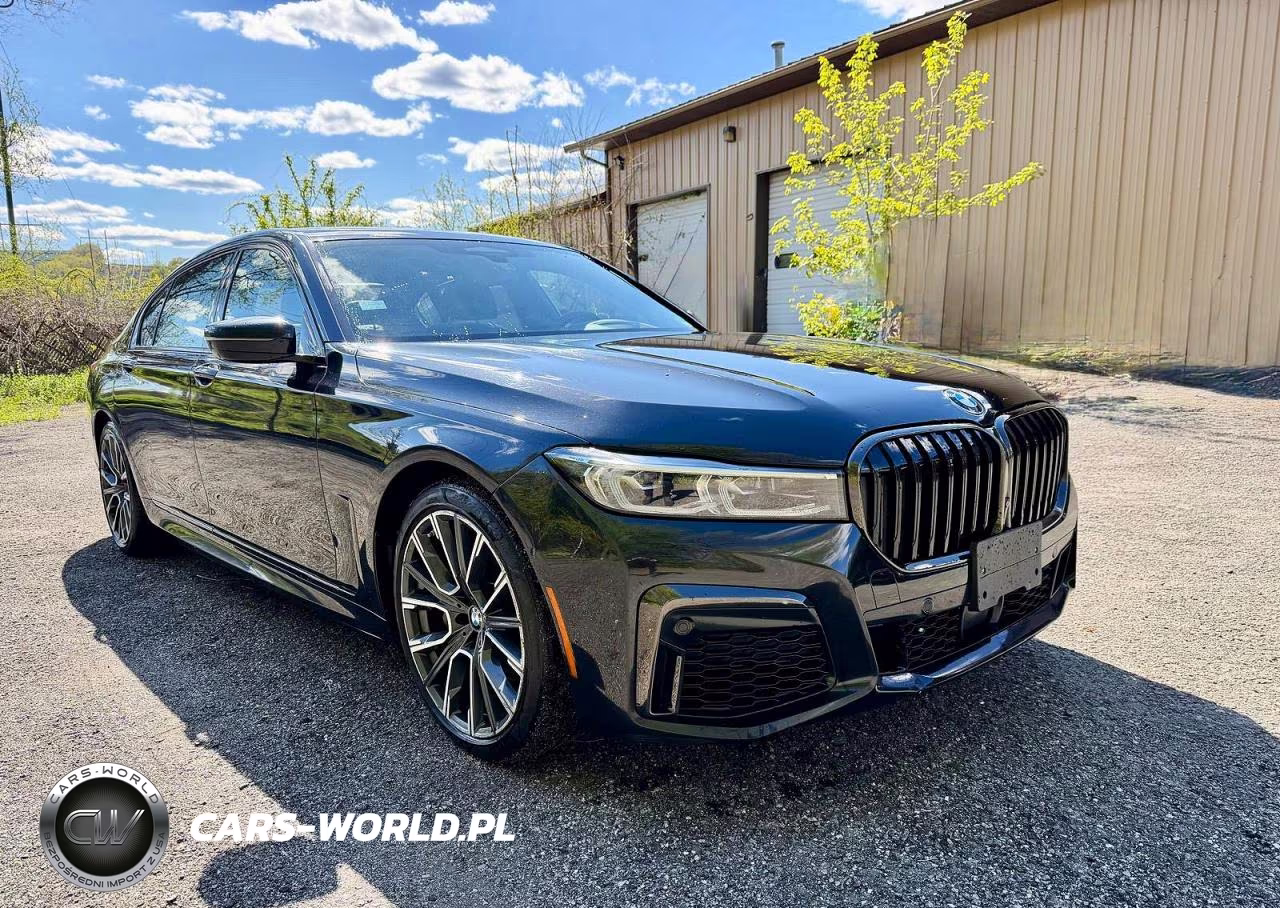 2022 BMW 740 Xi