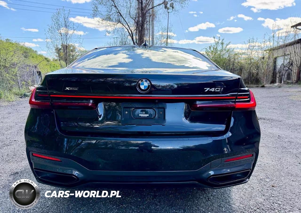 2022 BMW 740 Xi VIN:WBA7T4C03NCK23662 - 13