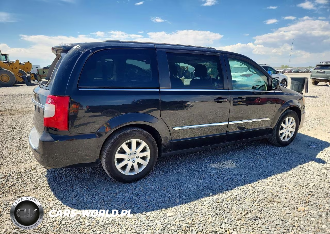 2014 Chrysler Town & Country Touring VIN:2C4RC1BG5ER441053 - 3