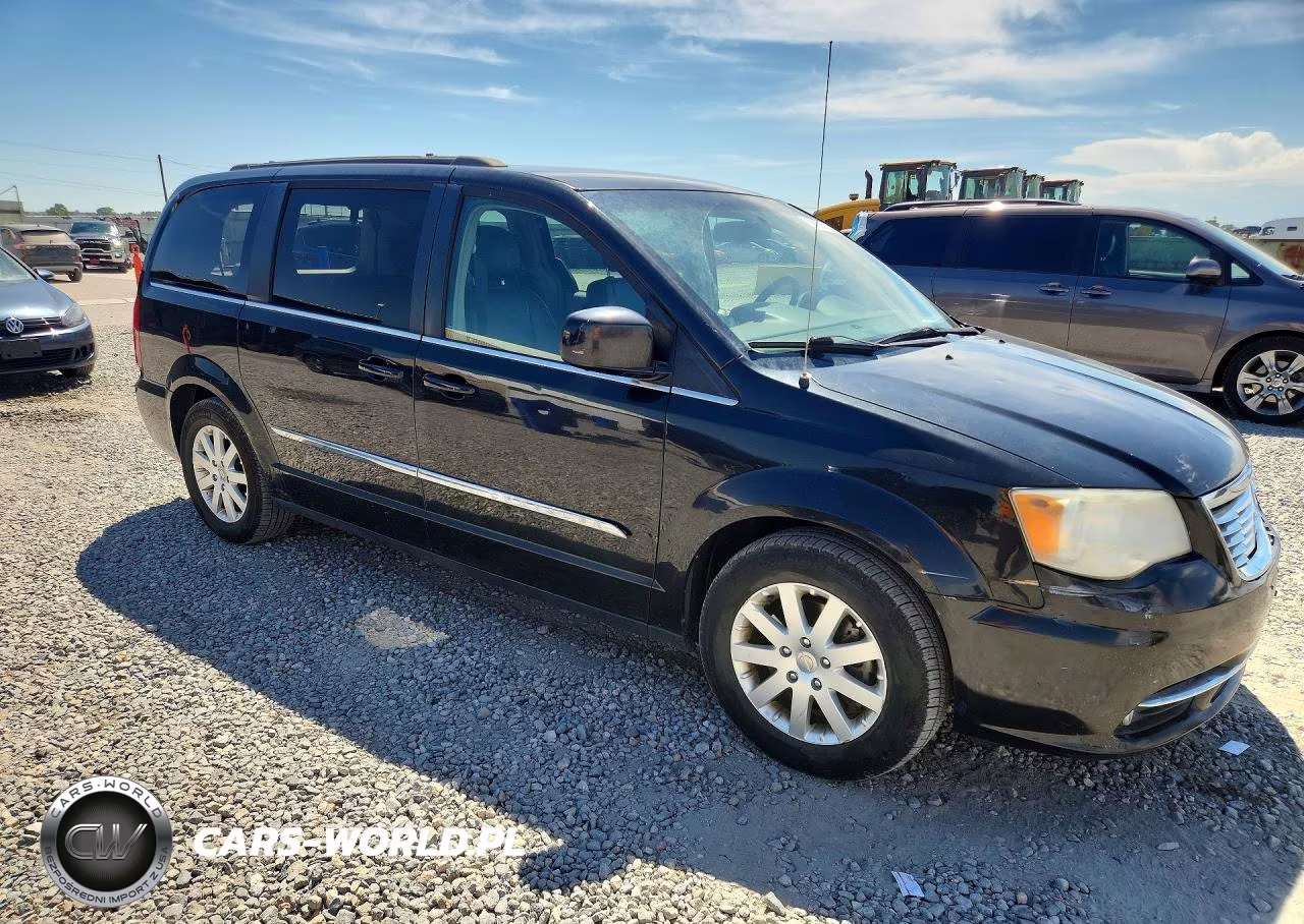 2014 Chrysler Town & Country Touring VIN:2C4RC1BG5ER441053 - 4