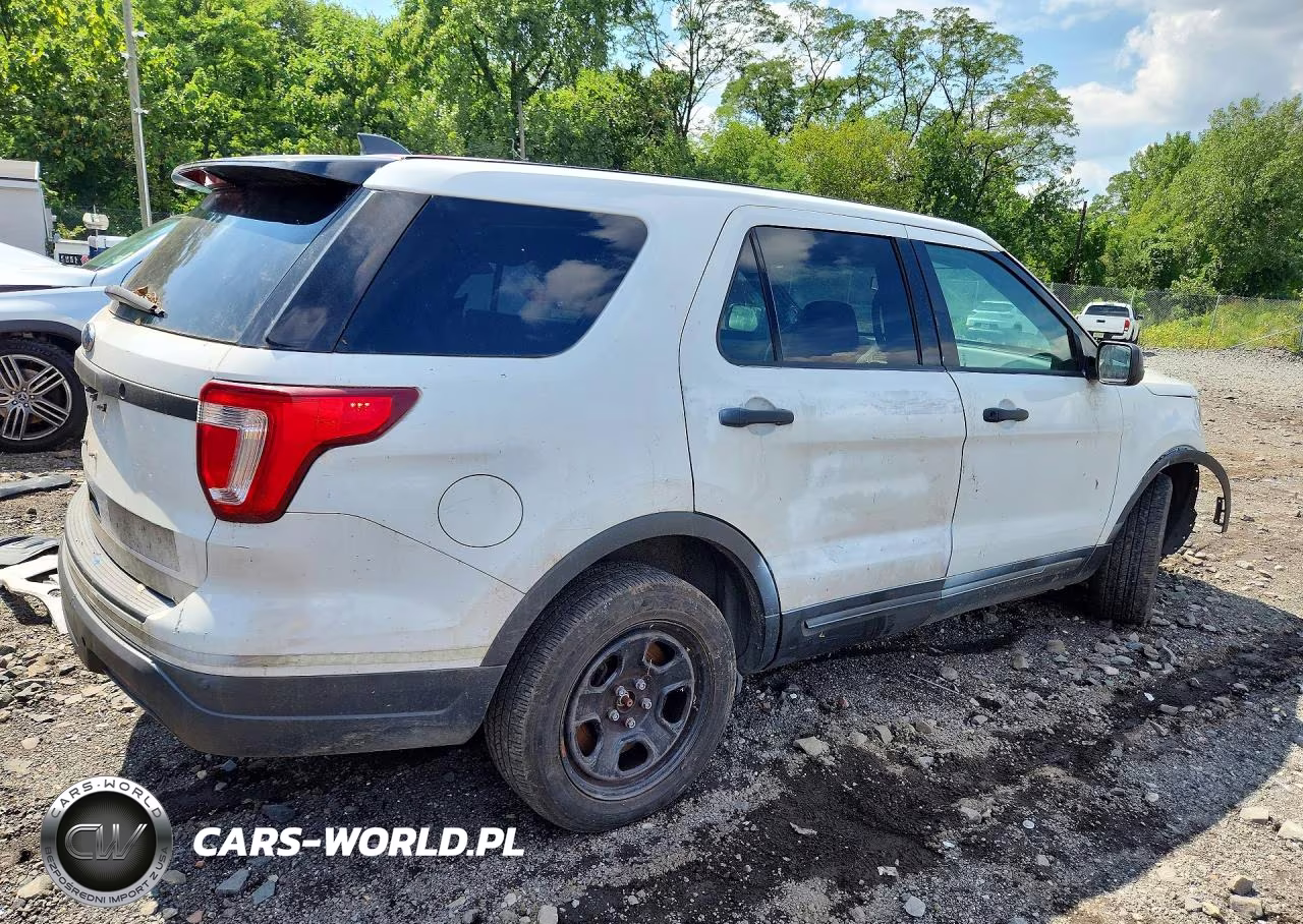 2018 Ford Explorer Police Interceptor VIN:1FM5K8AR3JGC74969 - 3