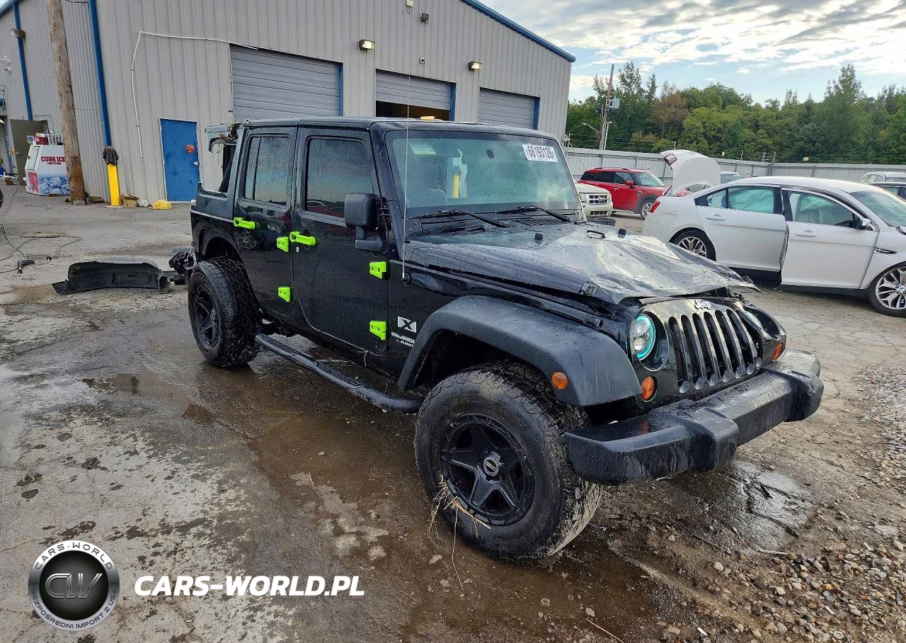 2008 Jeep Wrangler Unlimited X VIN:1J4GA39168L650013 - 4