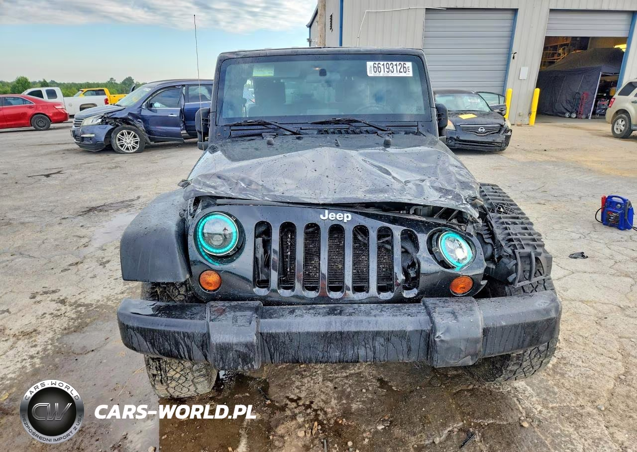 2008 Jeep Wrangler Unlimited X VIN:1J4GA39168L650013 - 5