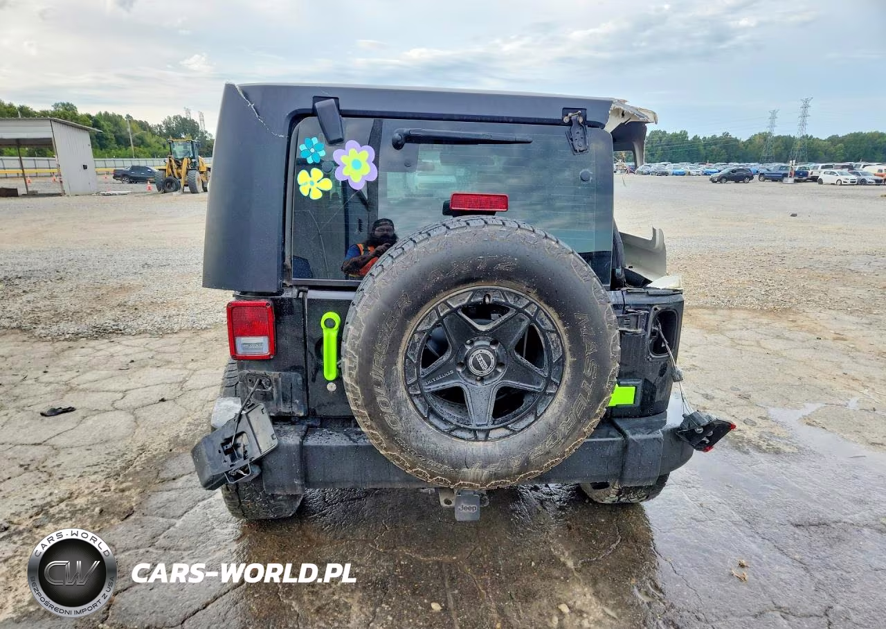 2008 Jeep Wrangler Unlimited X VIN:1J4GA39168L650013 - 6