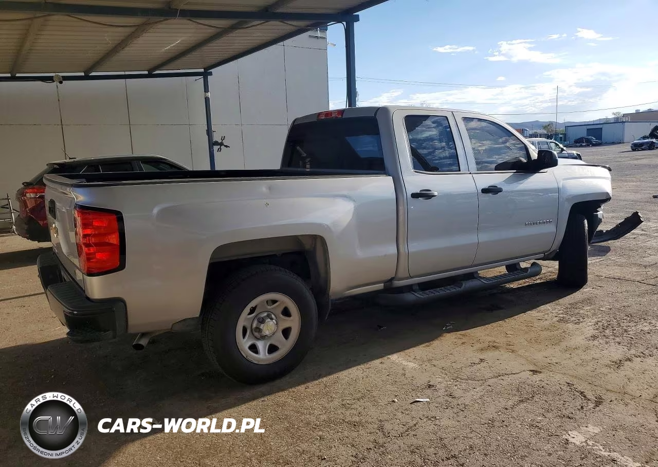 2018 Chevrolet Silverado VIN:1GCRCNEH2JZ138095 - 3