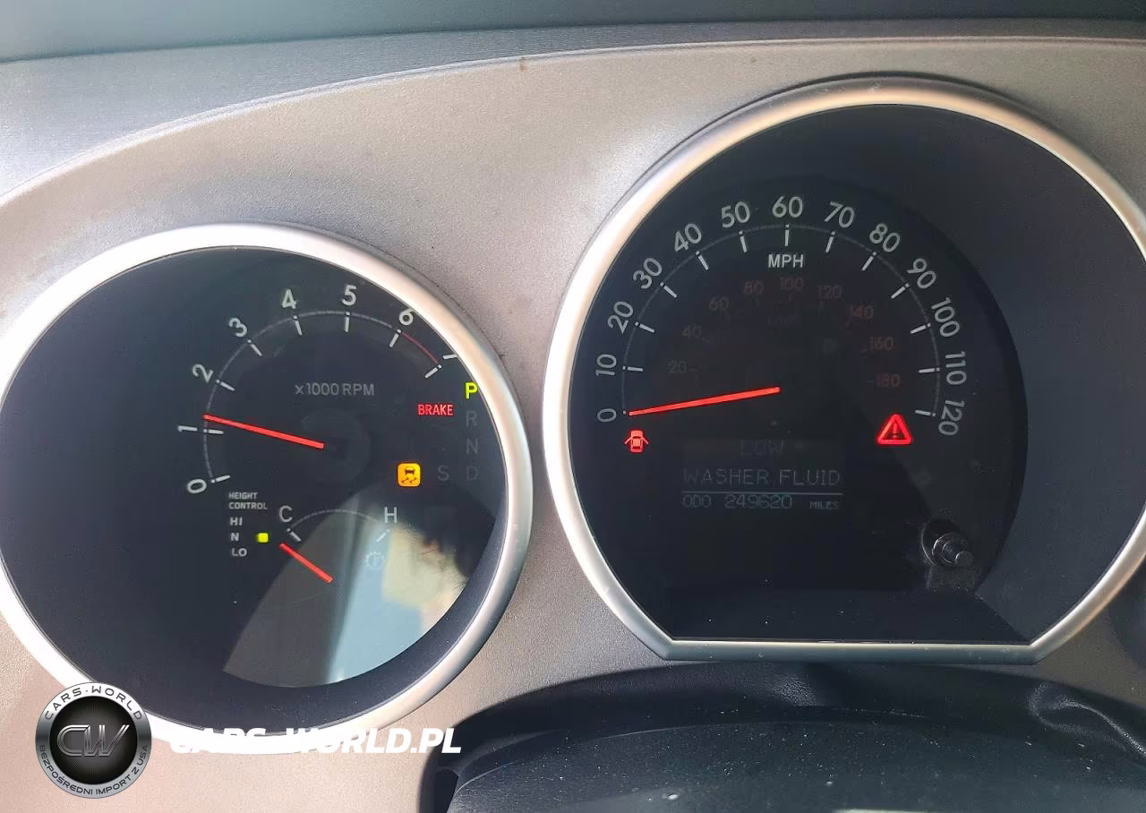 2012 Toyota Sequoia Platinum VIN:5TDDW5G11CS057594 - 9