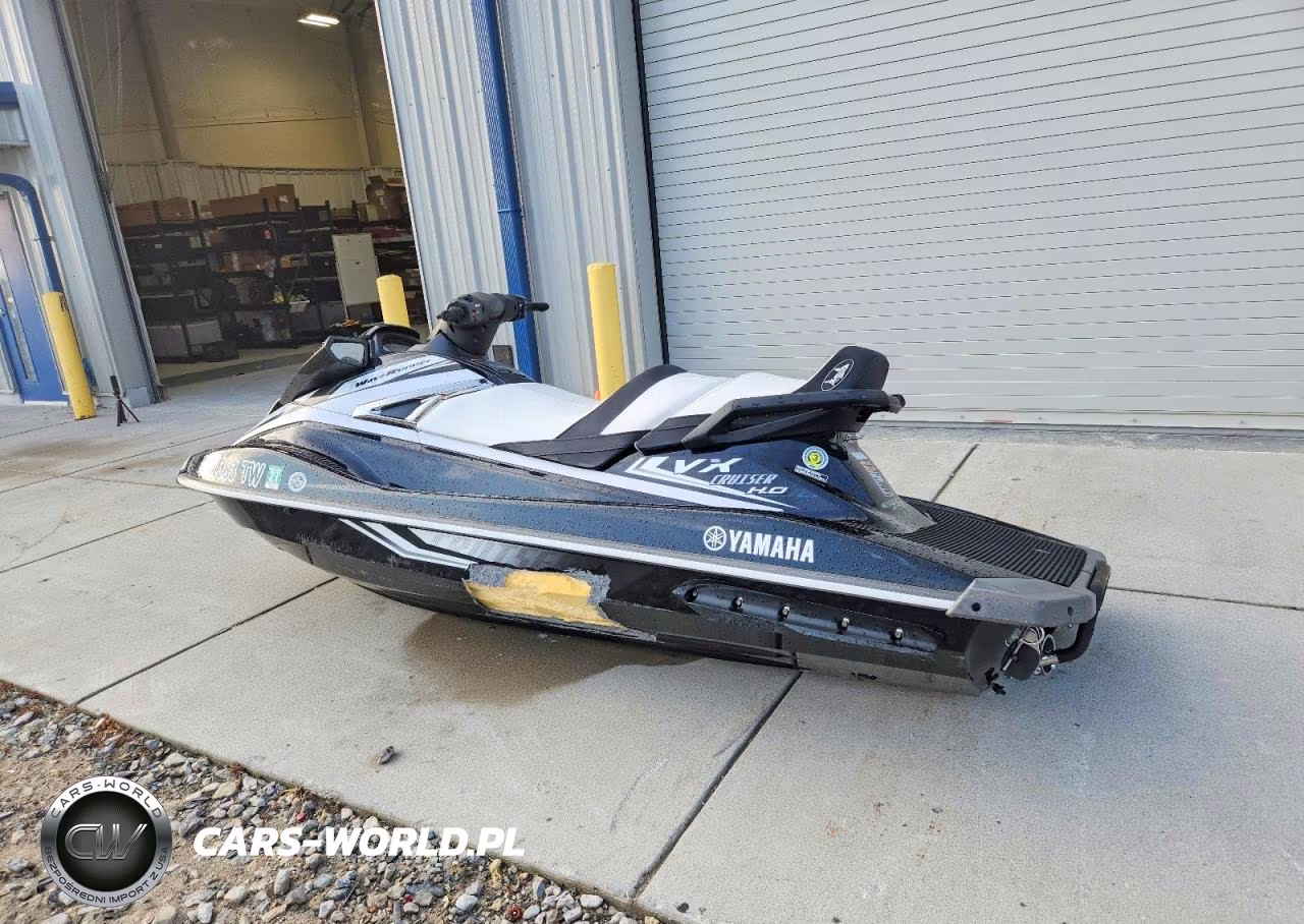 2016 Yamaha Jet Ski VIN:YAMA1402L516 - 4