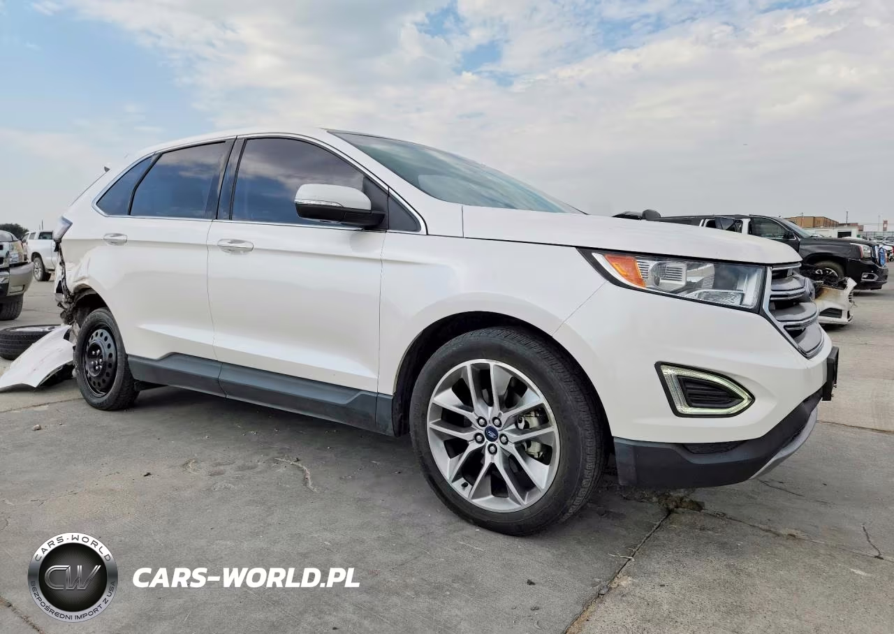 2018 Ford Edge Titanium VIN:2FMPK3K93JBC26759 - 4