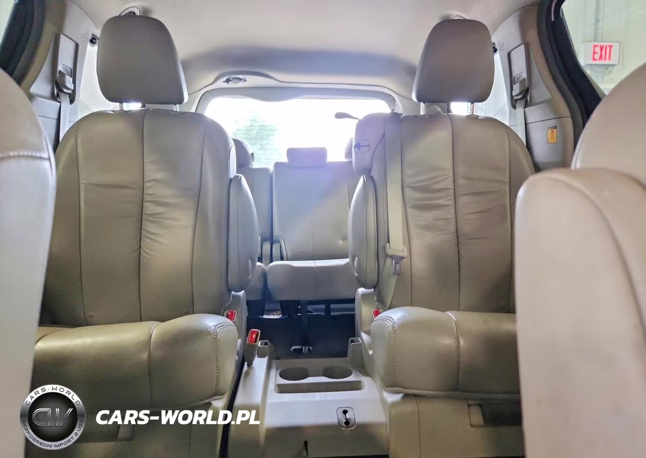 2011 Toyota Sienna Xle 8-Passenger VIN:5TDYK3DC0BS154727 - 10