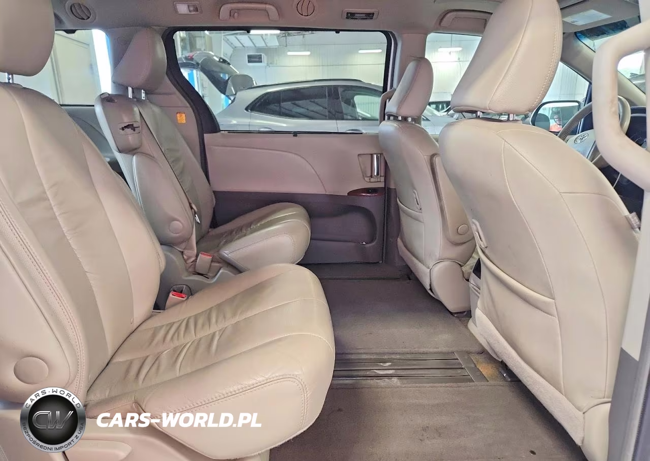 2011 Toyota Sienna Xle 8-Passenger VIN:5TDYK3DC0BS154727 - 11