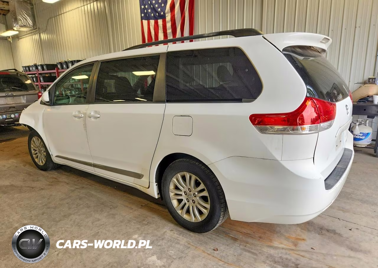 2011 Toyota Sienna Xle 8-Passenger VIN:5TDYK3DC0BS154727 - 2