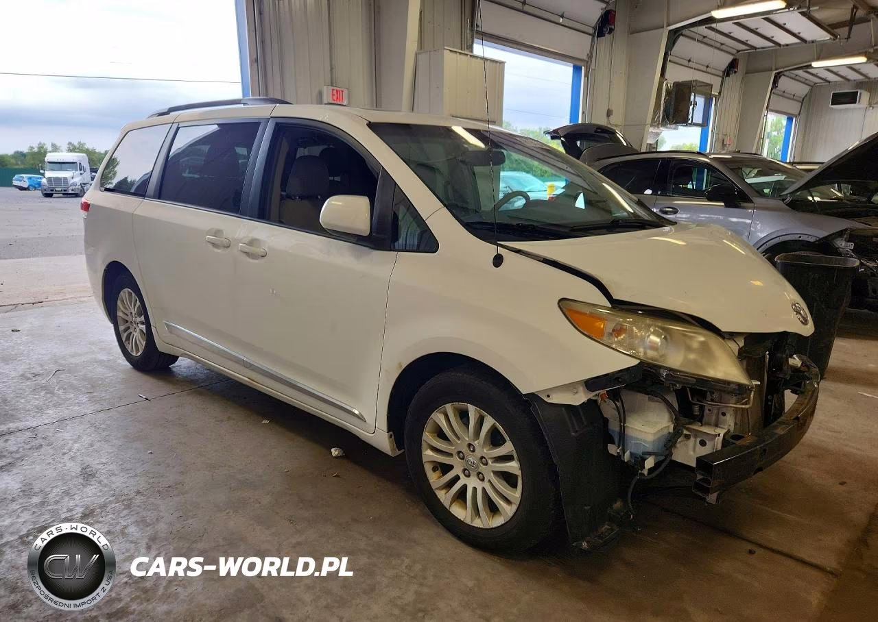 2011 Toyota Sienna Xle 8-Passenger VIN:5TDYK3DC0BS154727 - 4