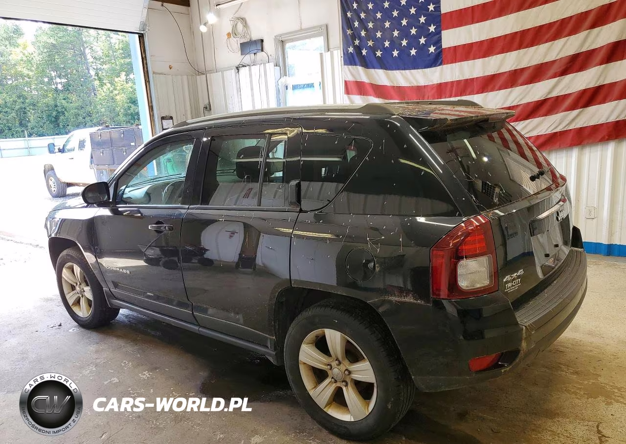 2015 Jeep Compass Latitude VIN:1C4NJDEB8FD412561 - 2