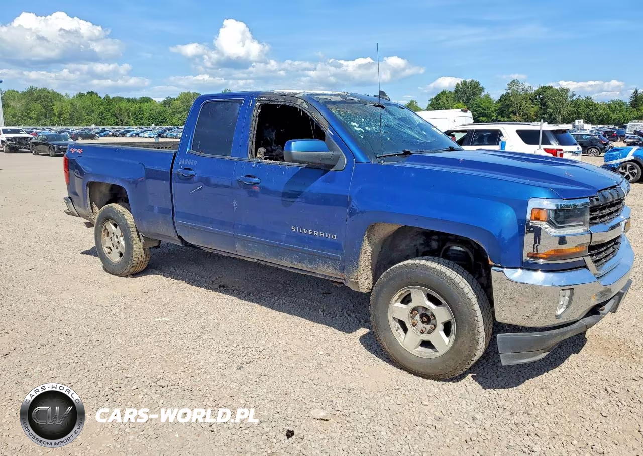 2017 Chevrolet Silverado K1500 Lt VIN:1GCVKREH8HZ266098 - 4