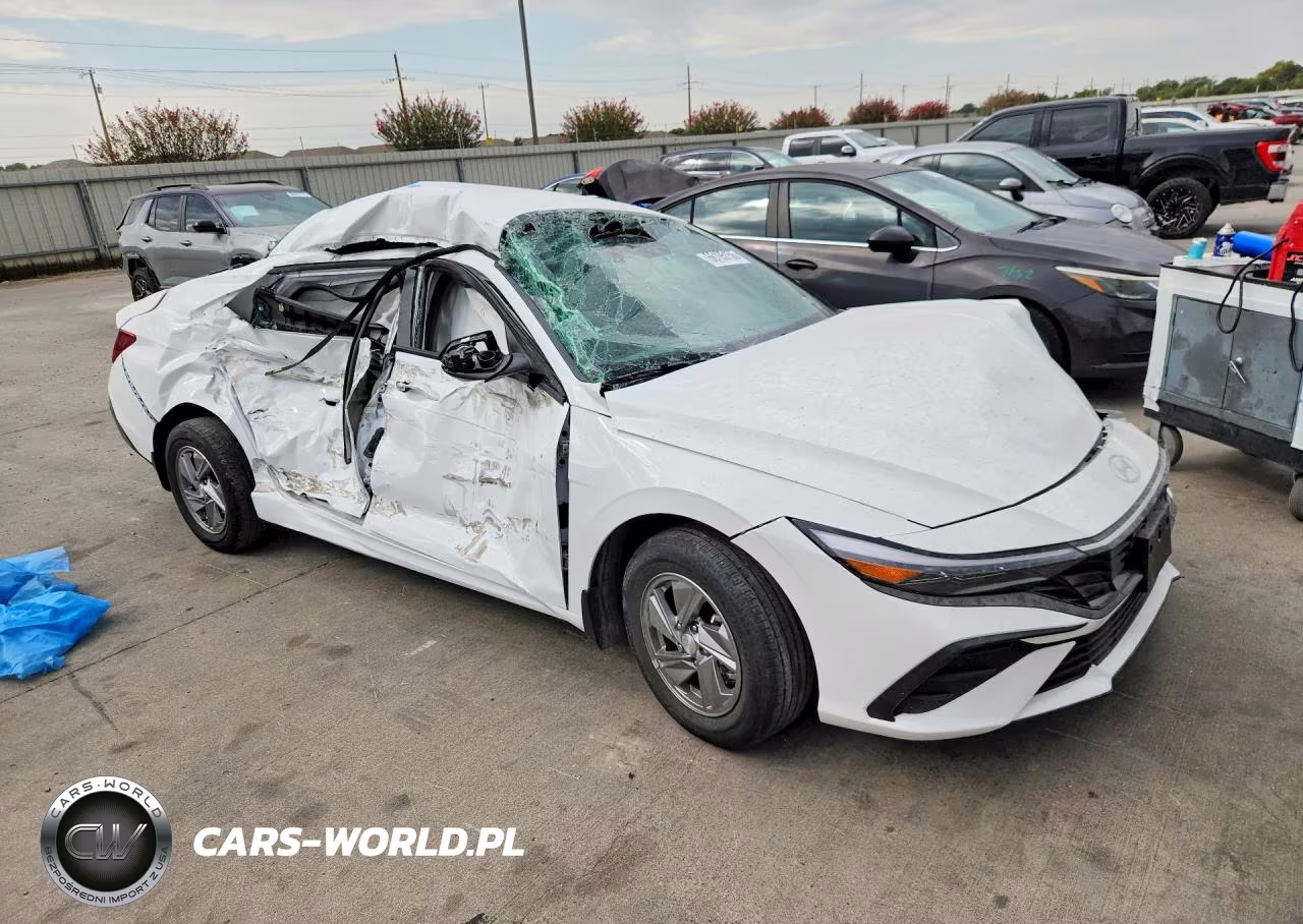 2025 Hyundai Elantra Se VIN:KMHLL4DG9SU063561 - 4