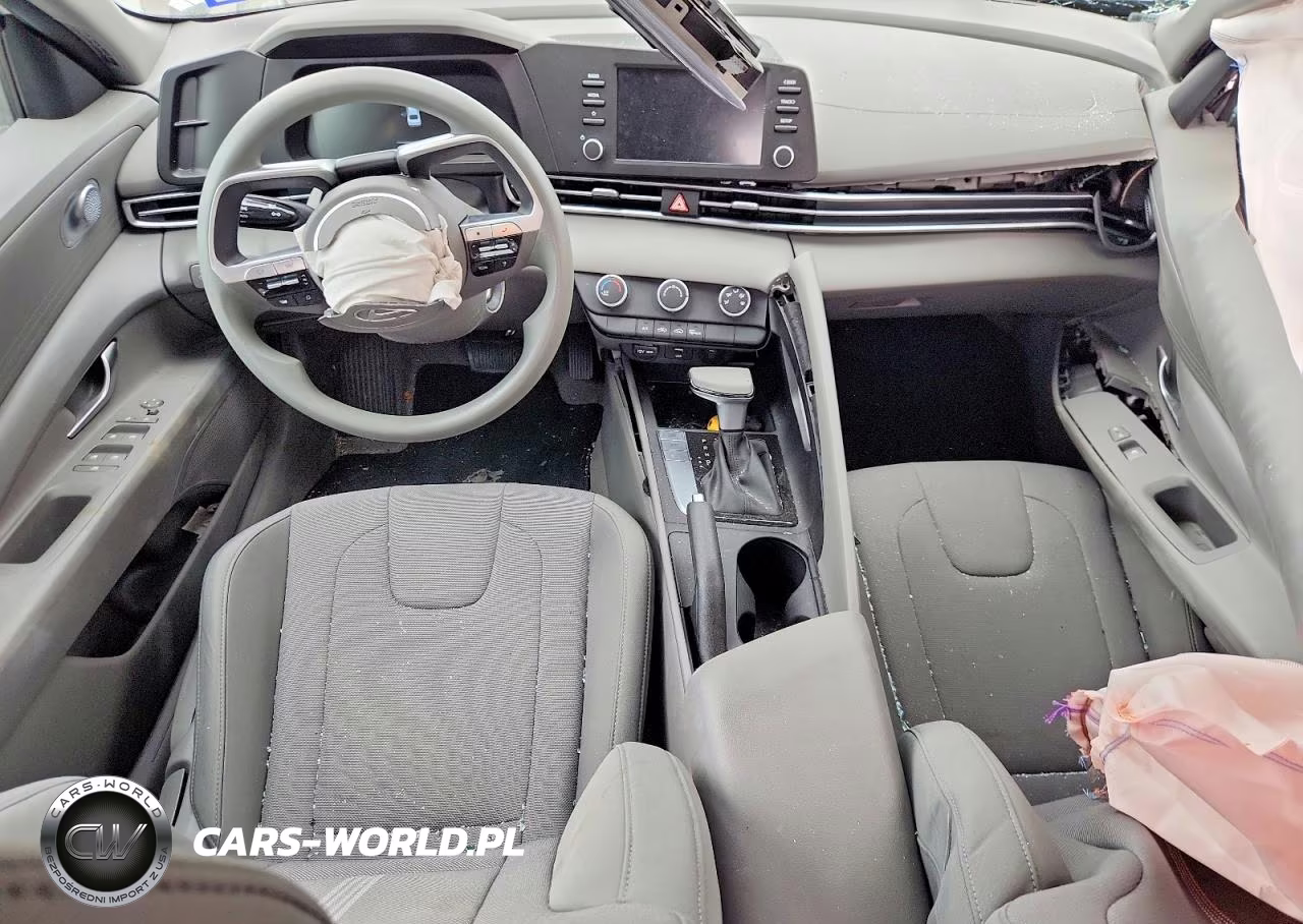 2025 Hyundai Elantra Se VIN:KMHLL4DG9SU063561 - 8
