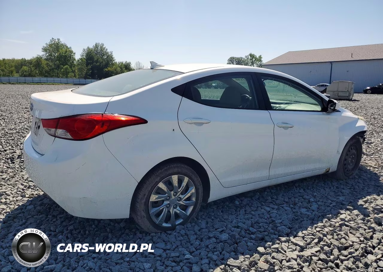 2012 Hyundai Elantra Gls VIN:5NPDH4AE7CH134099 - 3