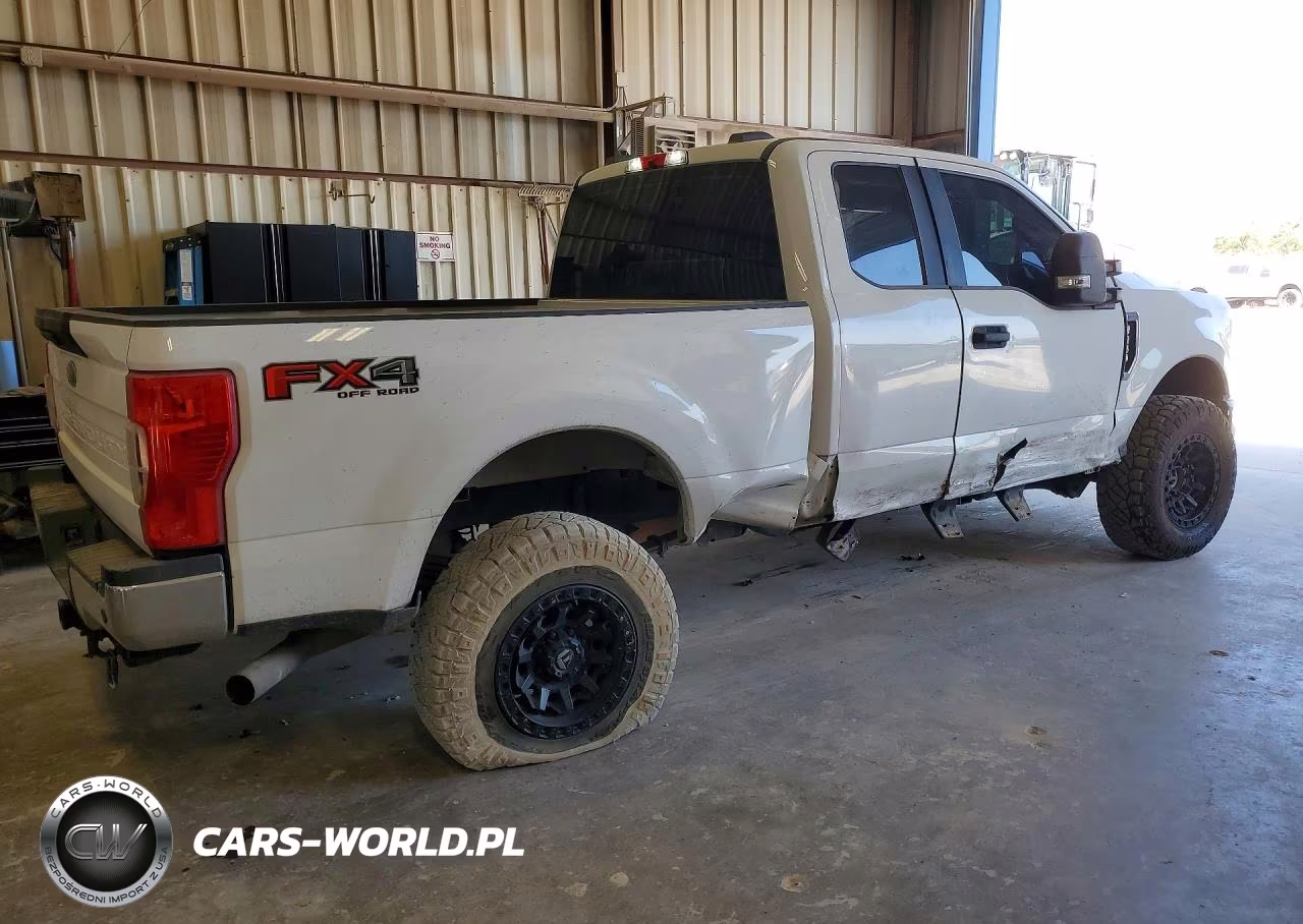 2020 Ford F250 Super Duty VIN:1FT7X2B65LED40498 - 3