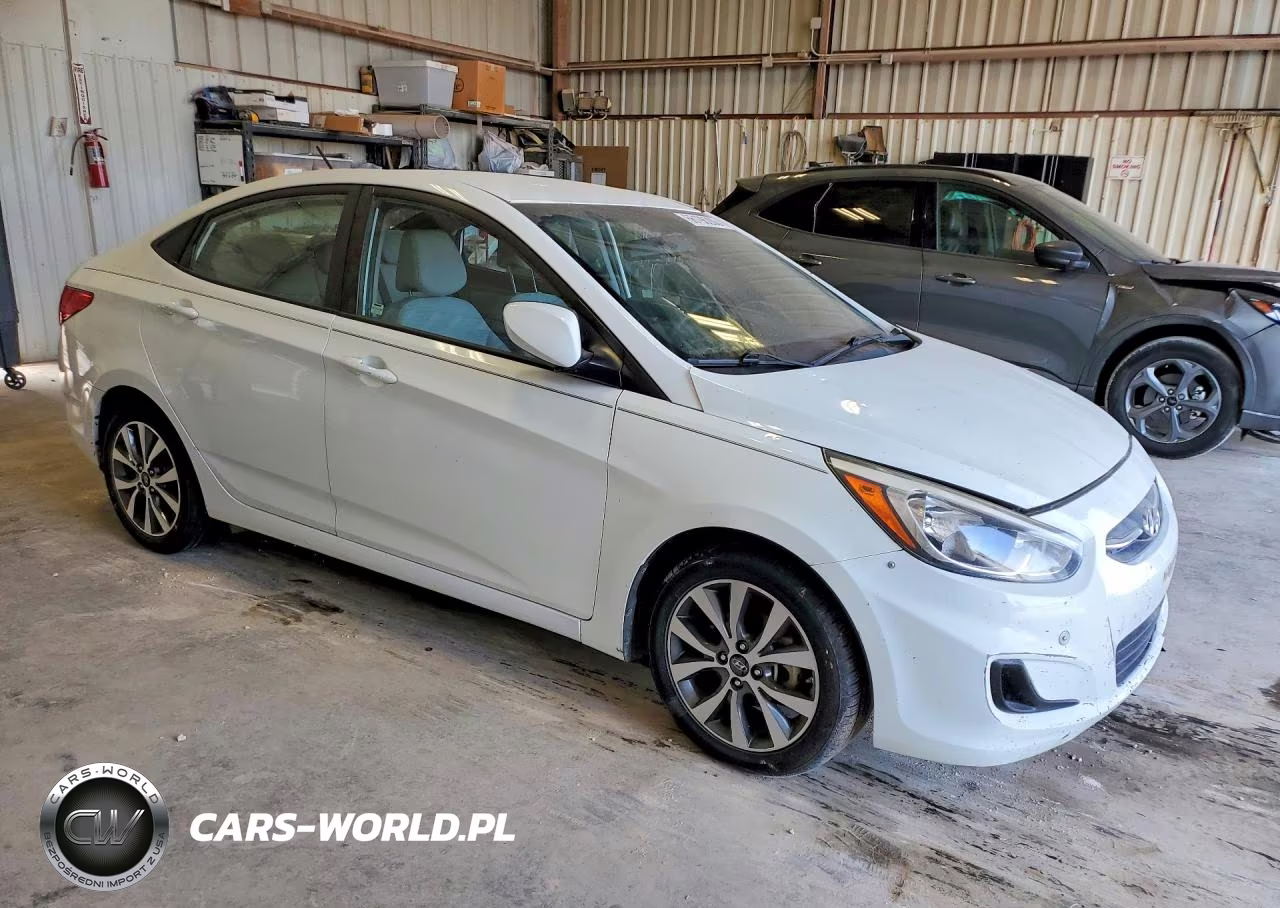 2017 Hyundai Accent Value Edition VIN:KMHCT4AE5HU323160 - 4