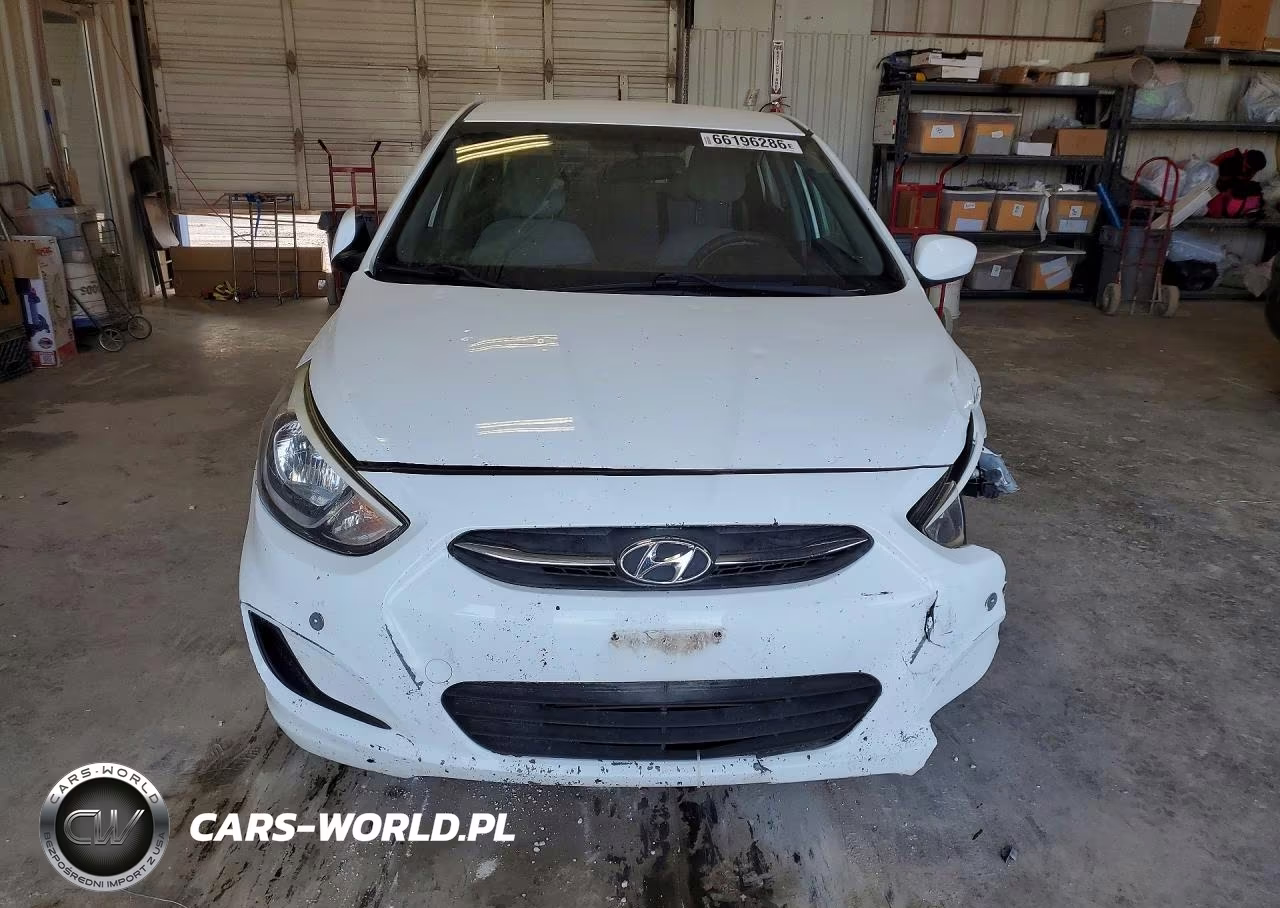 2017 Hyundai Accent Value Edition VIN:KMHCT4AE5HU323160 - 5