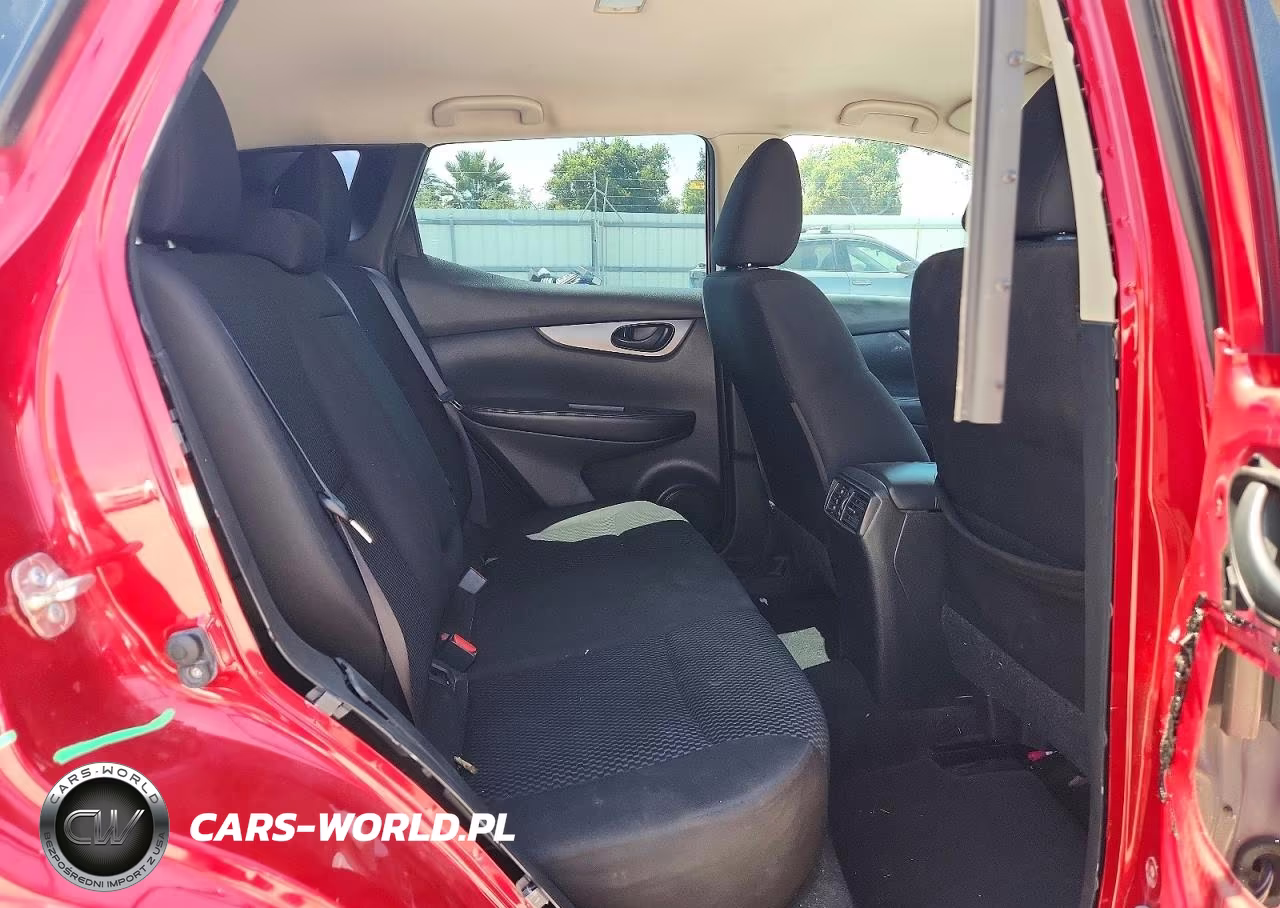 2018 Nissan Rogue Sport S VIN:JN1BJ1CR1JW257918 - 11