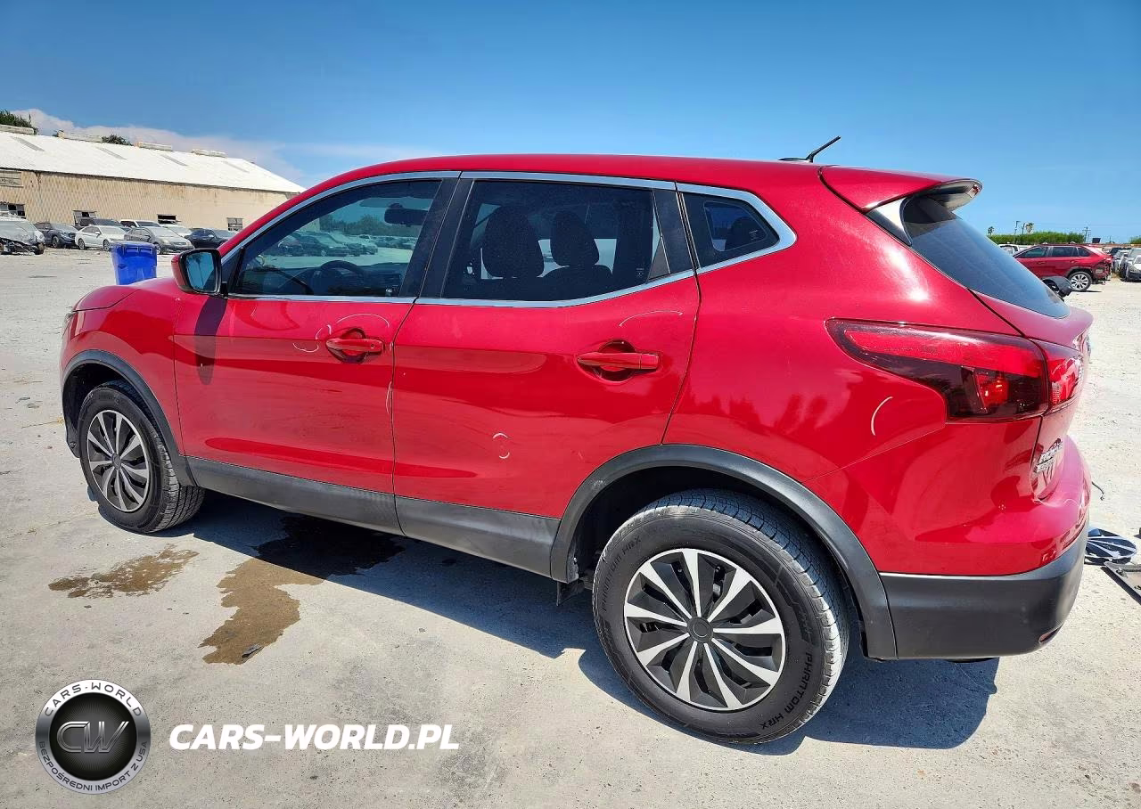2018 Nissan Rogue Sport S VIN:JN1BJ1CR1JW257918 - 2
