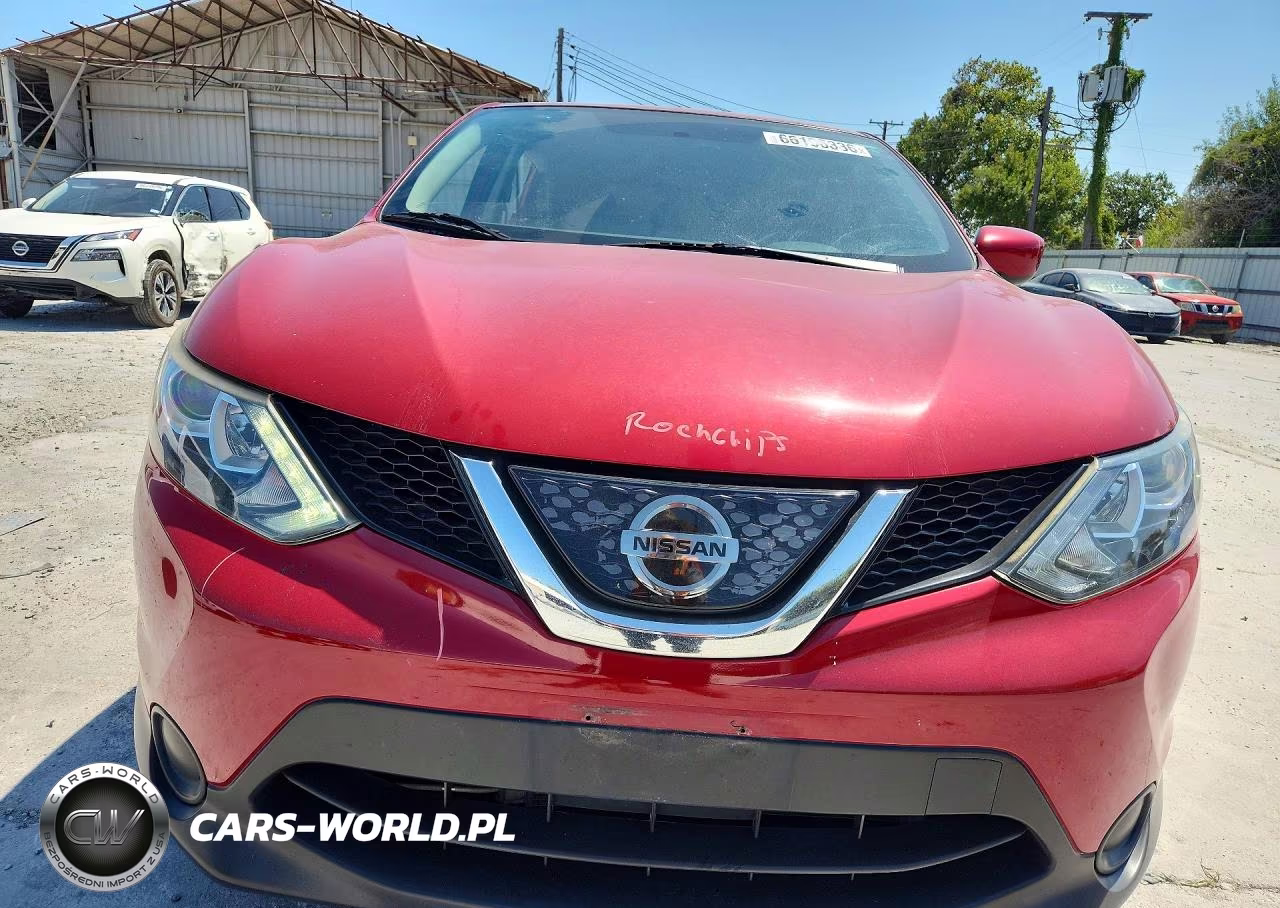 2018 Nissan Rogue Sport S VIN:JN1BJ1CR1JW257918 - 5