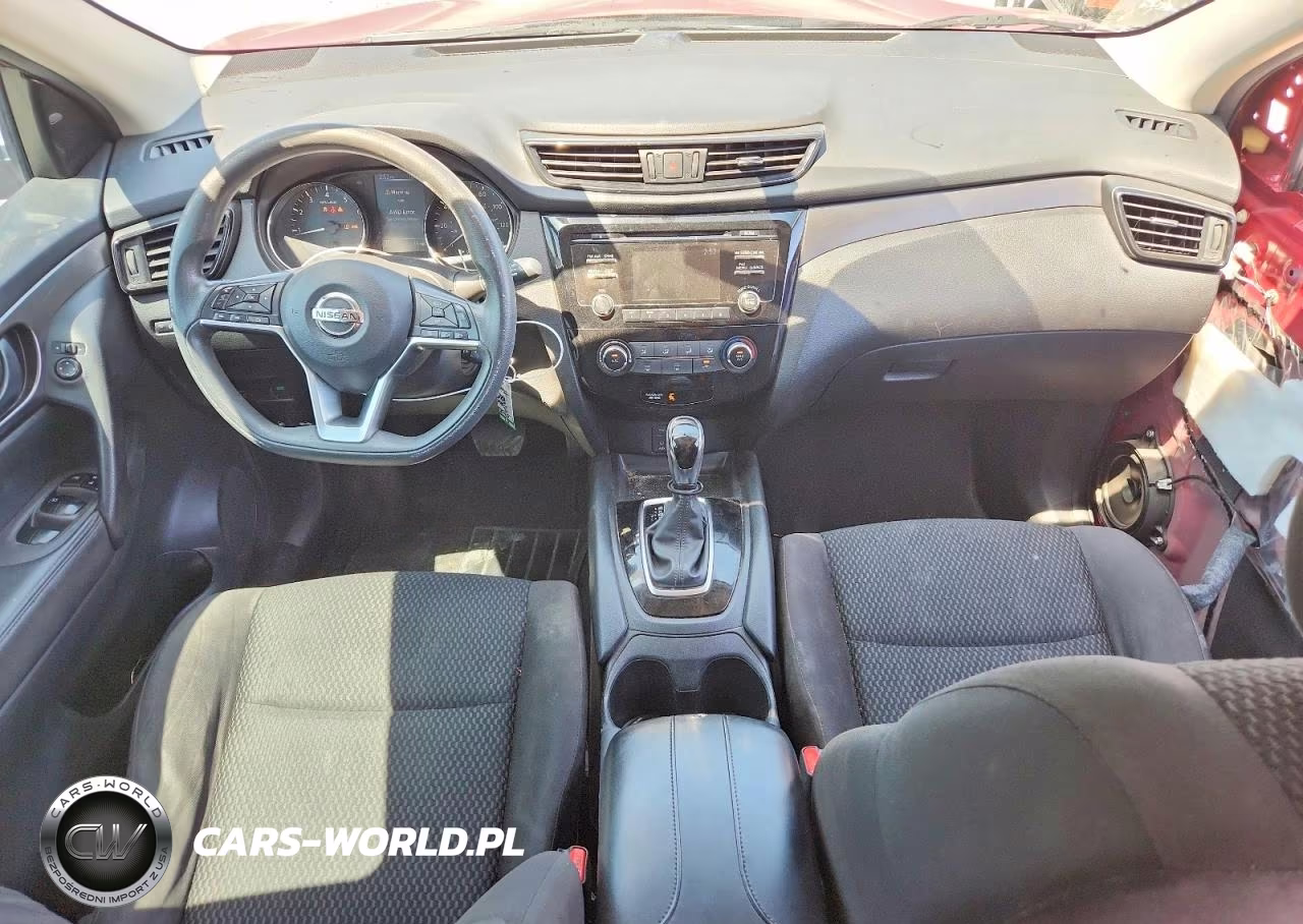 2018 Nissan Rogue Sport S VIN:JN1BJ1CR1JW257918 - 8