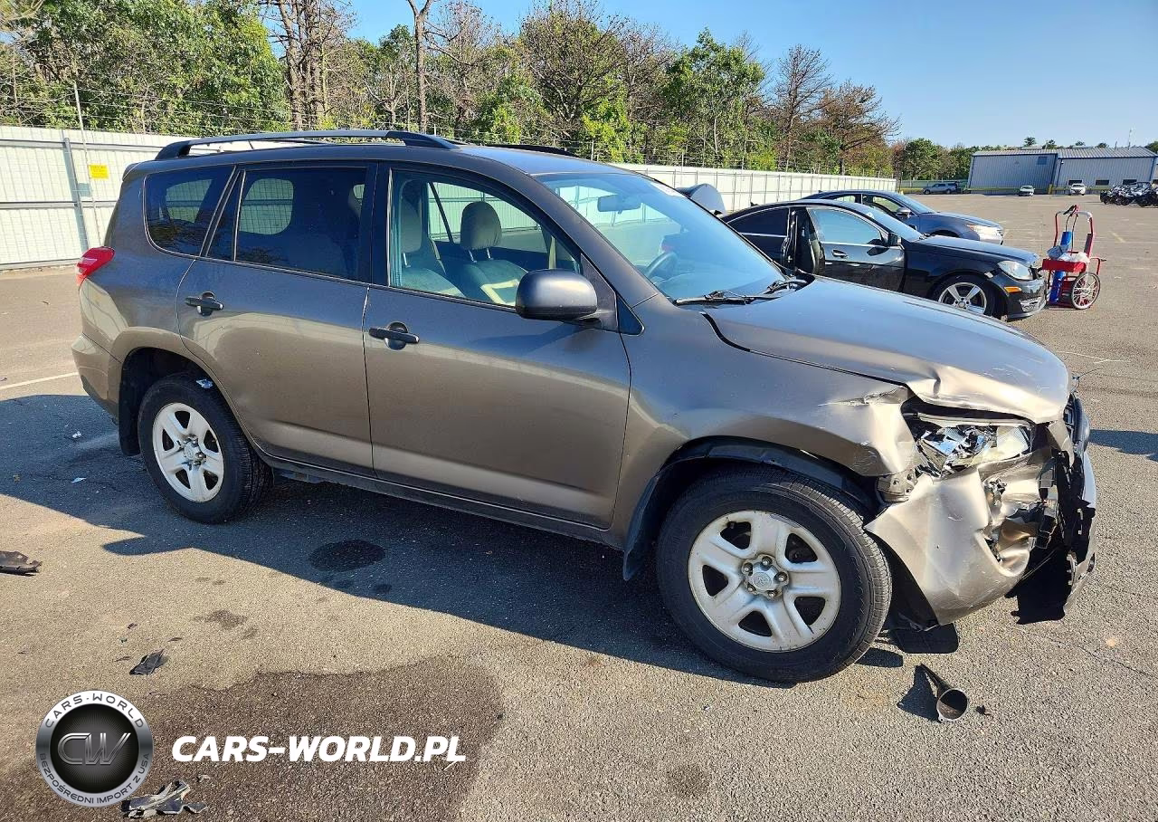 2011 Toyota Rav4 Base VIN:2T3JF4DVXBW128910 - 4