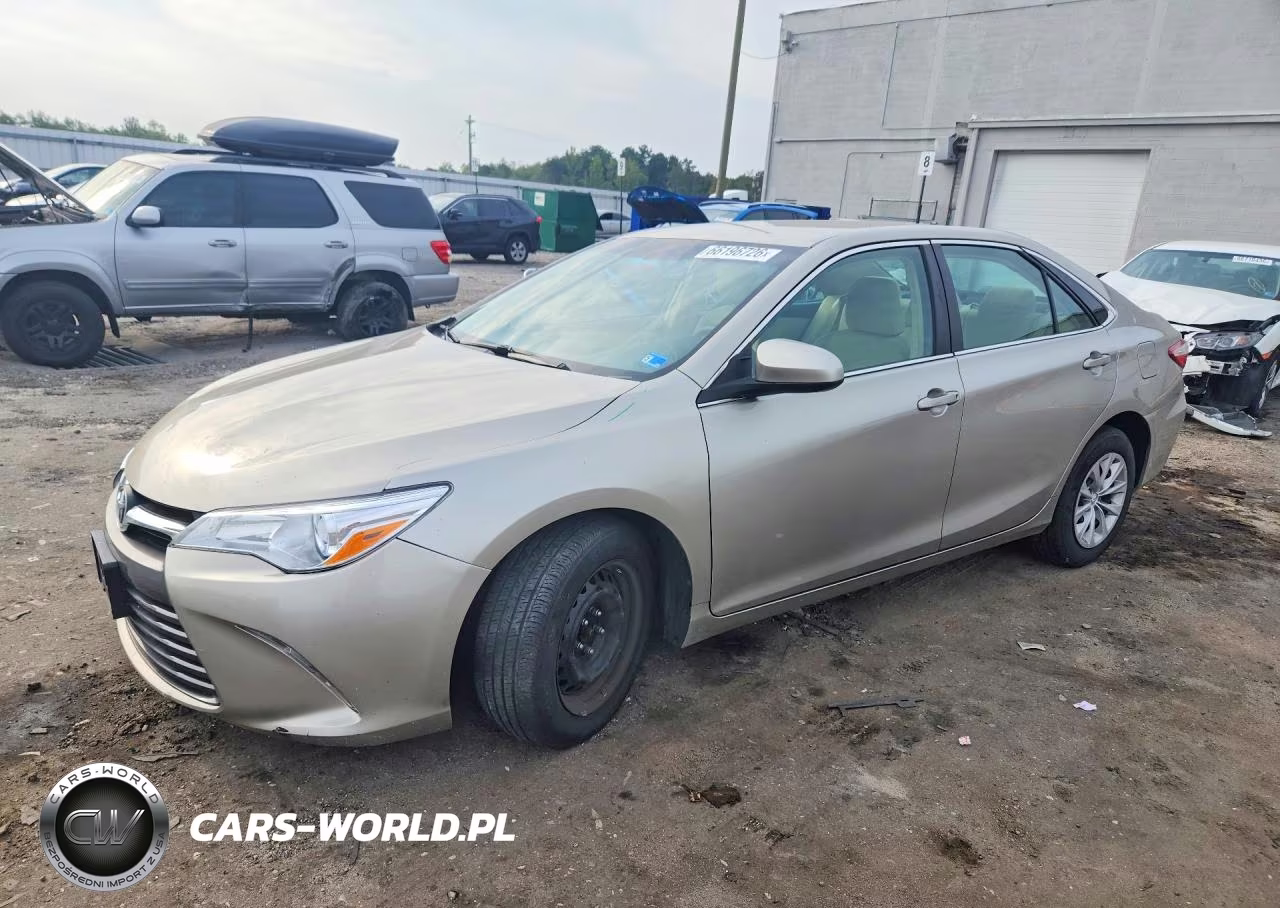 2016 Toyota Camry Le