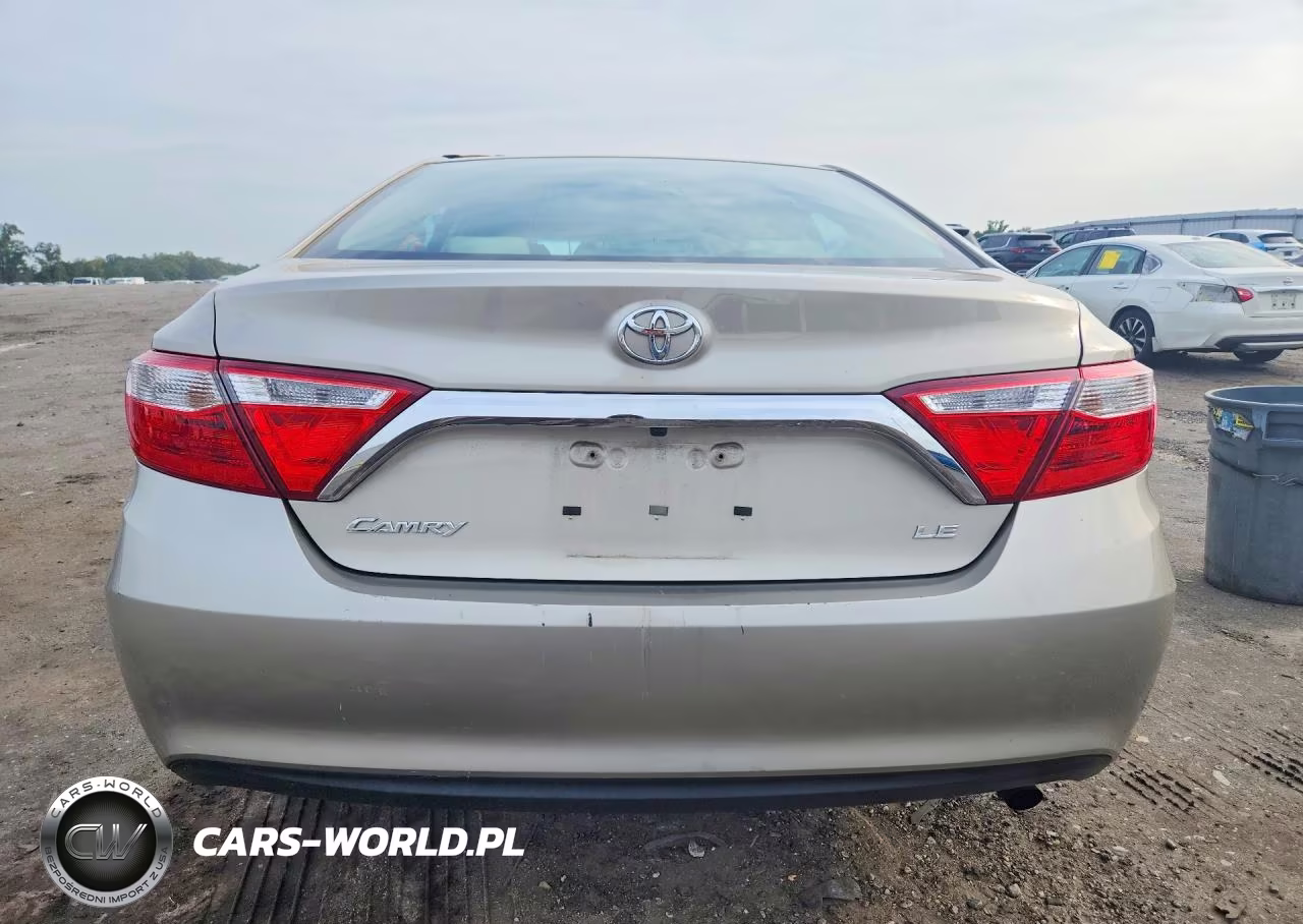 2016 Toyota Camry Le VIN:4T4BF1FK7GR566263 - 6