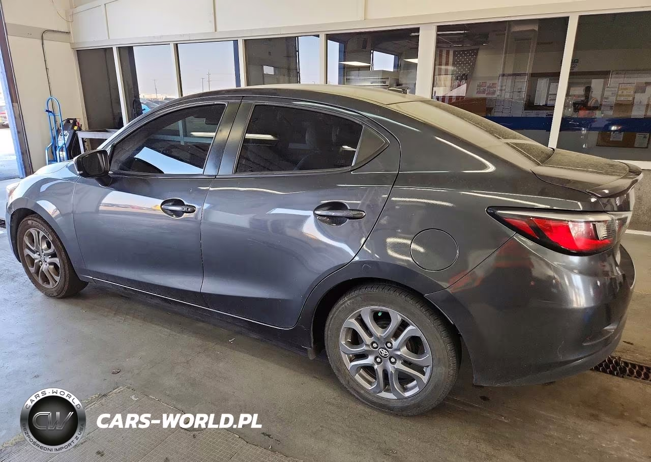 2019 Toyota Yaris Xle VIN:3MYDLBYV1KY516799 - 2