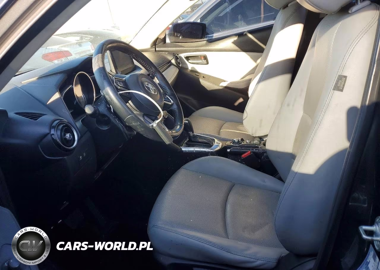 2019 Toyota Yaris Xle VIN:3MYDLBYV1KY516799 - 7