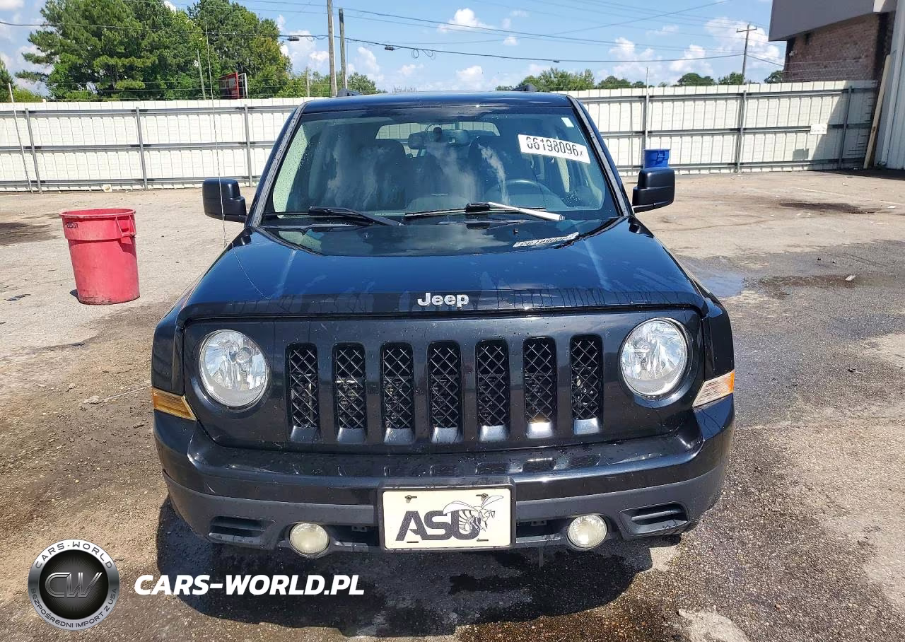 2015 Jeep Patriot Latitude VIN:1C4NJRFBXFD154247 - 5