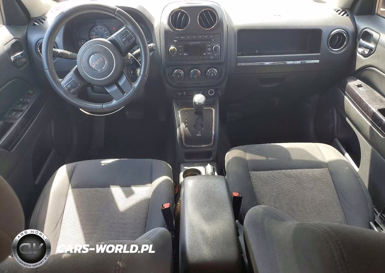 2015 Jeep Patriot Latitude VIN:1C4NJRFBXFD154247 - 8