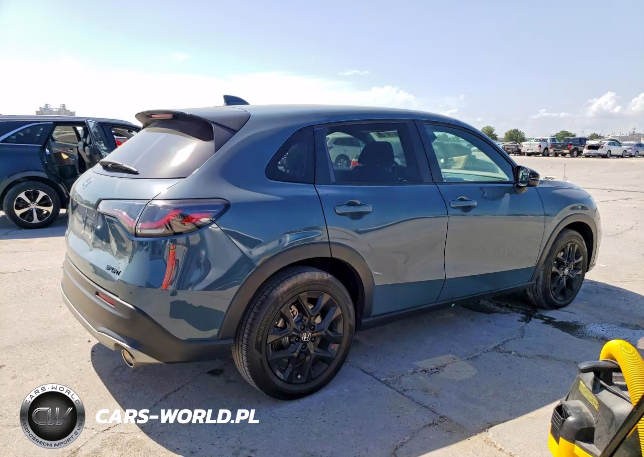 2025 Honda Hr-V Sport VIN:3CZRZ2H51SM779444 - 3