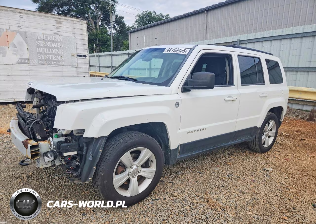 2014 Jeep Patriot Latitude VIN:1C4NJRFB5ED687704 - 1